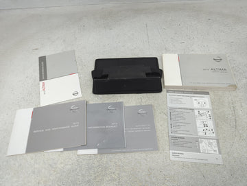 2012 Nissan Altima Owners Manual Book Guide P/N:OM2E-0L32U1 OEM Used Auto Parts - Oemusedautoparts1.com