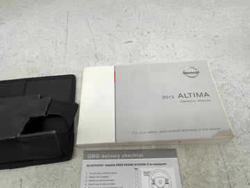 2012 Nissan Altima Owners Manual Book Guide P/N:OM2E-0L32U1 OEM Used Auto Parts