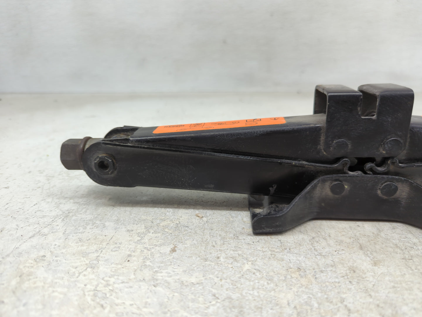 2012 Nissan Altima Spare Scissor Car Jack 1390148 - Oemusedautoparts1.com