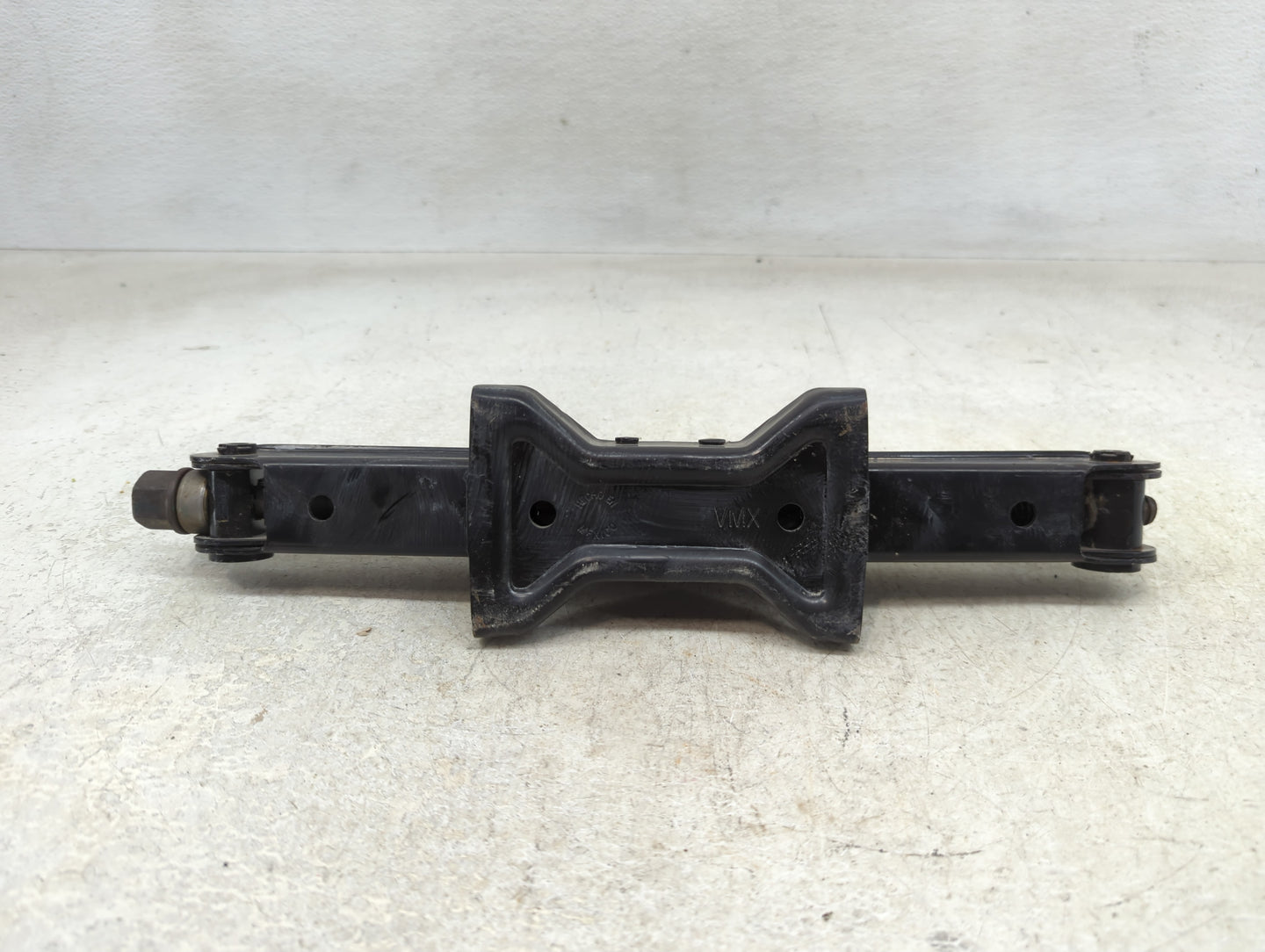 2012 Nissan Altima Spare Scissor Car Jack 1390148 - Oemusedautoparts1.com