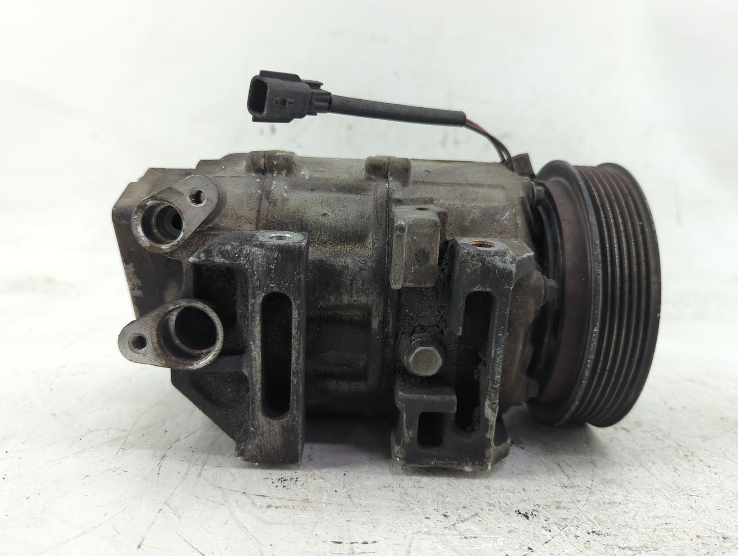 2007-2013 Nissan Altima Air Conditioning A/c Ac Compressor Oem - Oemusedautoparts1.com