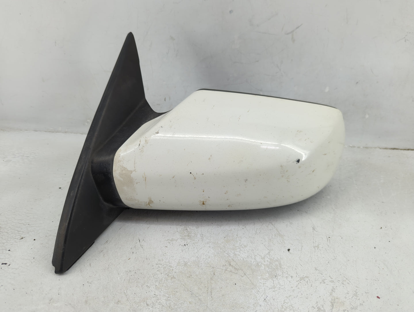 2008-2013 Nissan Altima Driver Side View Mirror - Left Door Mirror OEM Used - Oemusedautoparts1.com