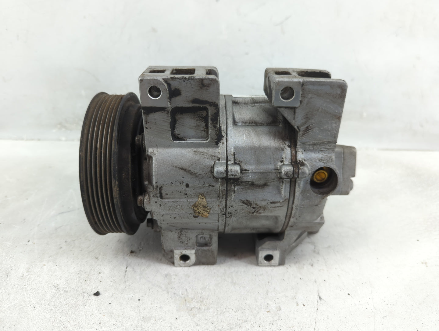 2007-2013 Nissan Altima Air Conditioning A/c Ac Compressor Oem - Oemusedautoparts1.com