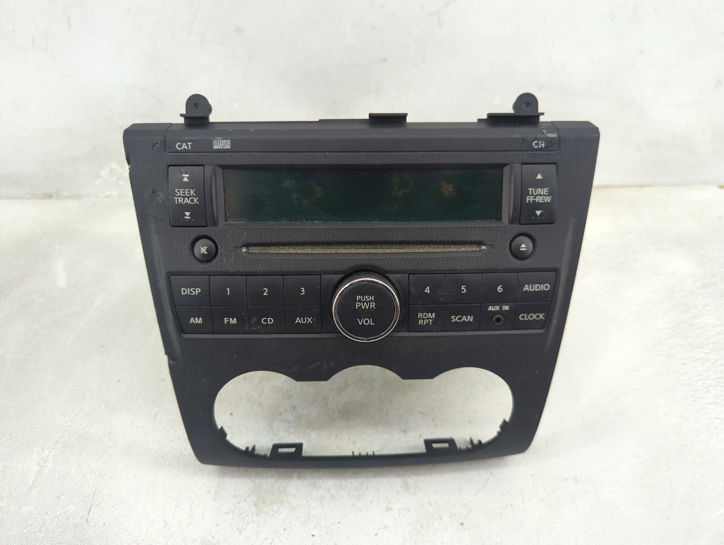 2010-2012 Nissan Altima Radio AM FM Cd Player Receiver Replacement P/N:28185 ZX11A Fits Fits 2010 2011 2012 OEM Used Auto Pa