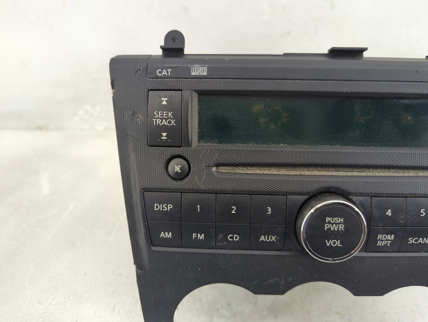 2010-2012 Nissan Altima Radio AM FM Cd Player Receiver Replacement P/N:28185 ZX11A Fits Fits 2010 2011 2012 OEM Used Auto Pa