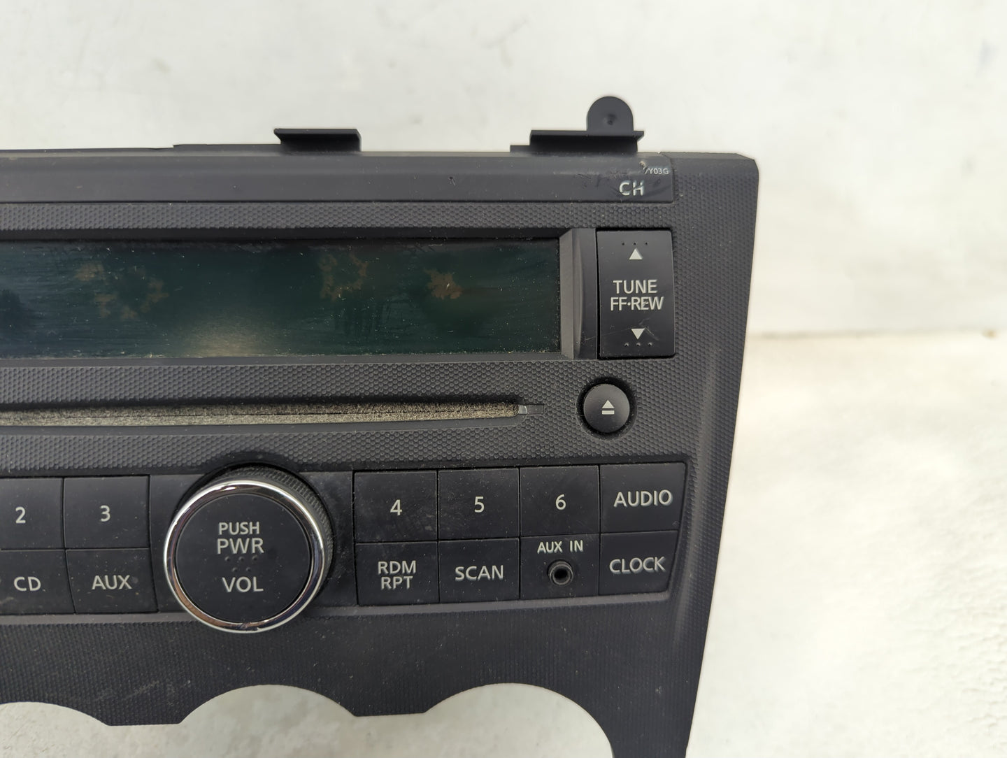 2010-2012 Nissan Altima Radio AM FM Cd Player Receiver Replacement P/N:28185 ZX11A Fits Fits 2010 2011 2012 OEM Used Auto Pa