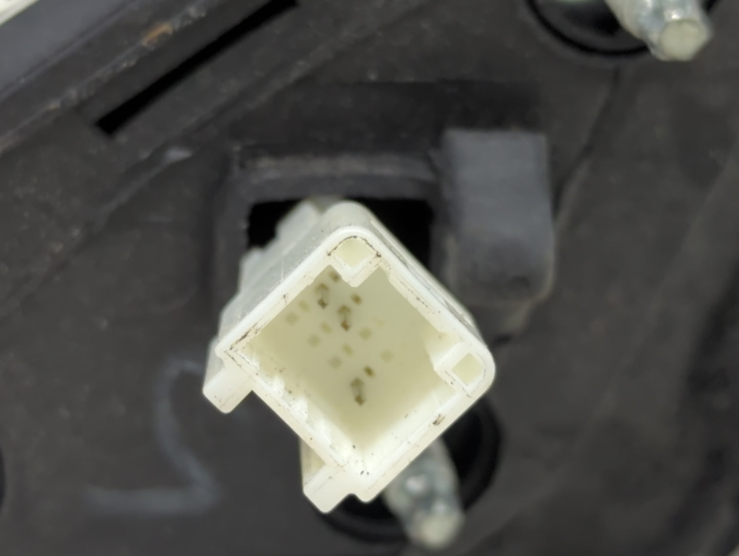 2007-2012 Nissan Altima Passenger Side View Mirror - Right Door Mirror OEM Used - Oemusedautoparts1.com