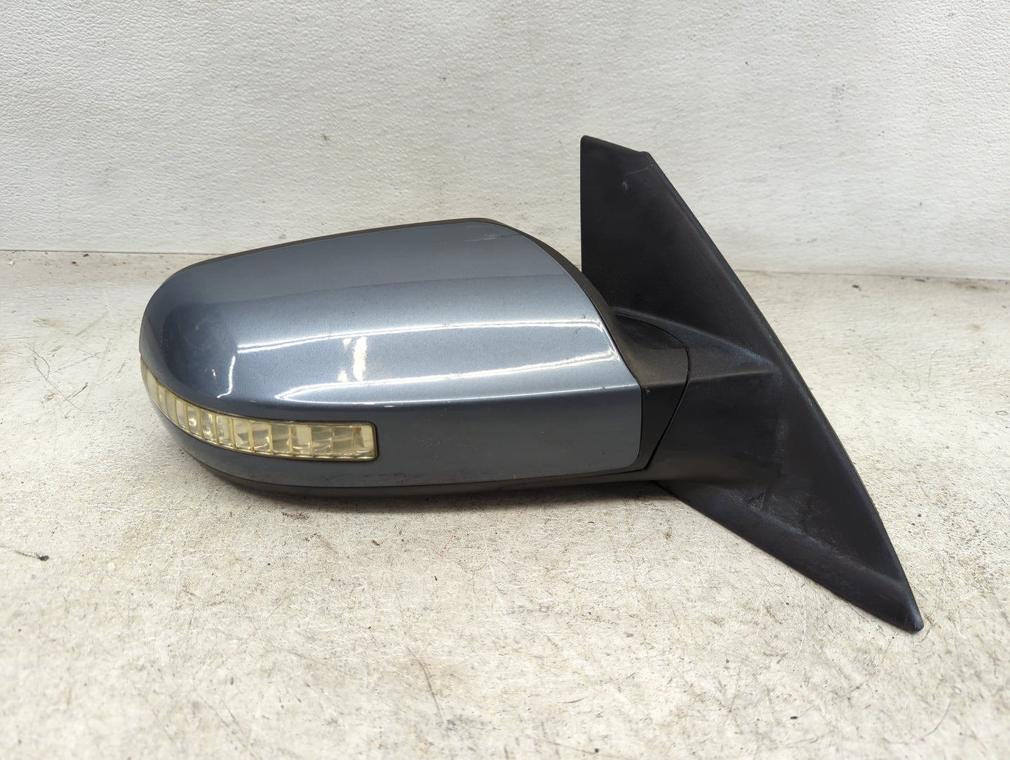 2008-2013 Nissan Altima Passenger Side View Mirror - Right Door Mirror OEM Used - Oemusedautoparts1.com