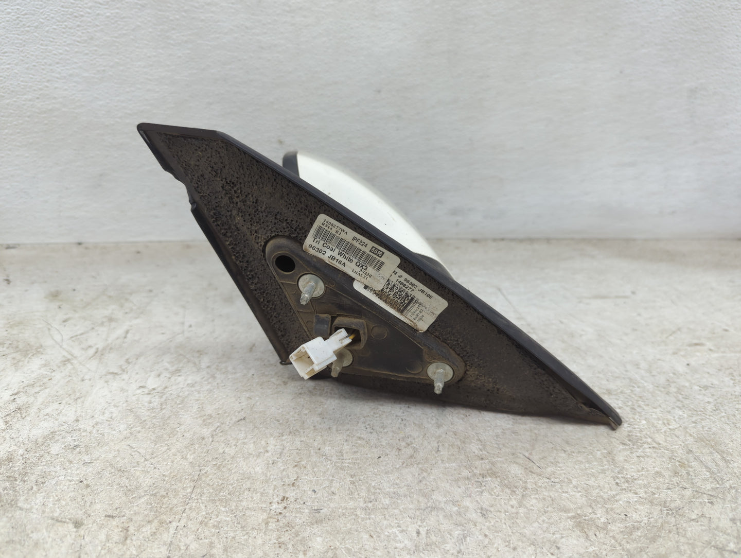2008-2013 Nissan Altima Driver Side View Mirror - Left Door Mirror OEM Used - Oemusedautoparts1.com