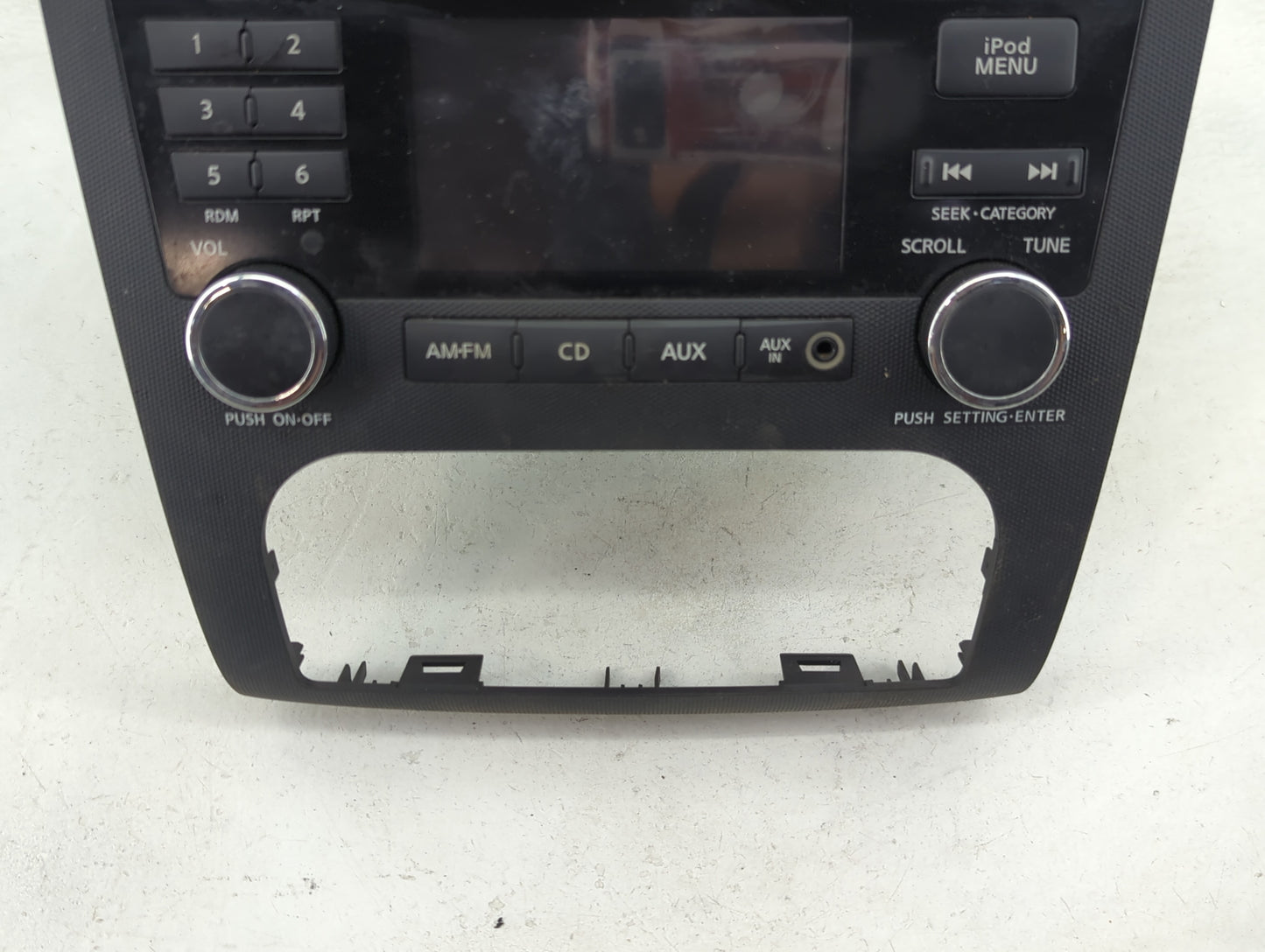 2010-2012 Nissan Altima Radio AM FM Cd Player Receiver Replacement P/N:28185ZX00A CQ-JN2861VD Fits Fits 2010 2011 2012 OEM U