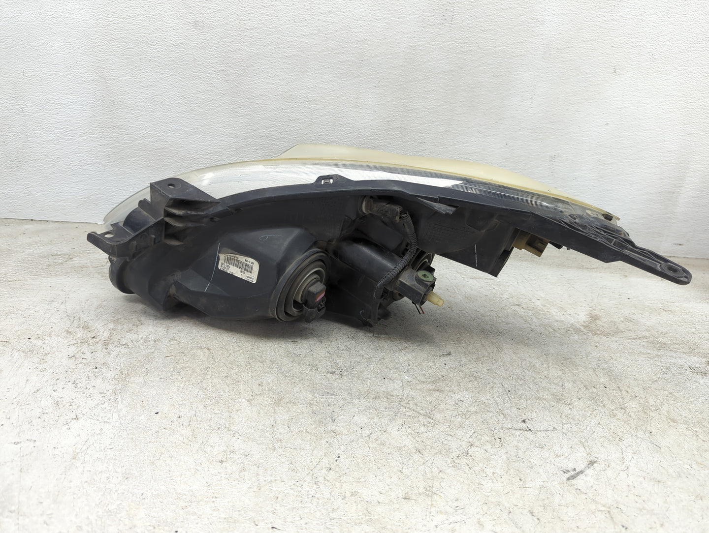 2010-2012 Nissan Altima Passenger Right Oem Head Light Headlight Lamp - Oemusedautoparts1.com