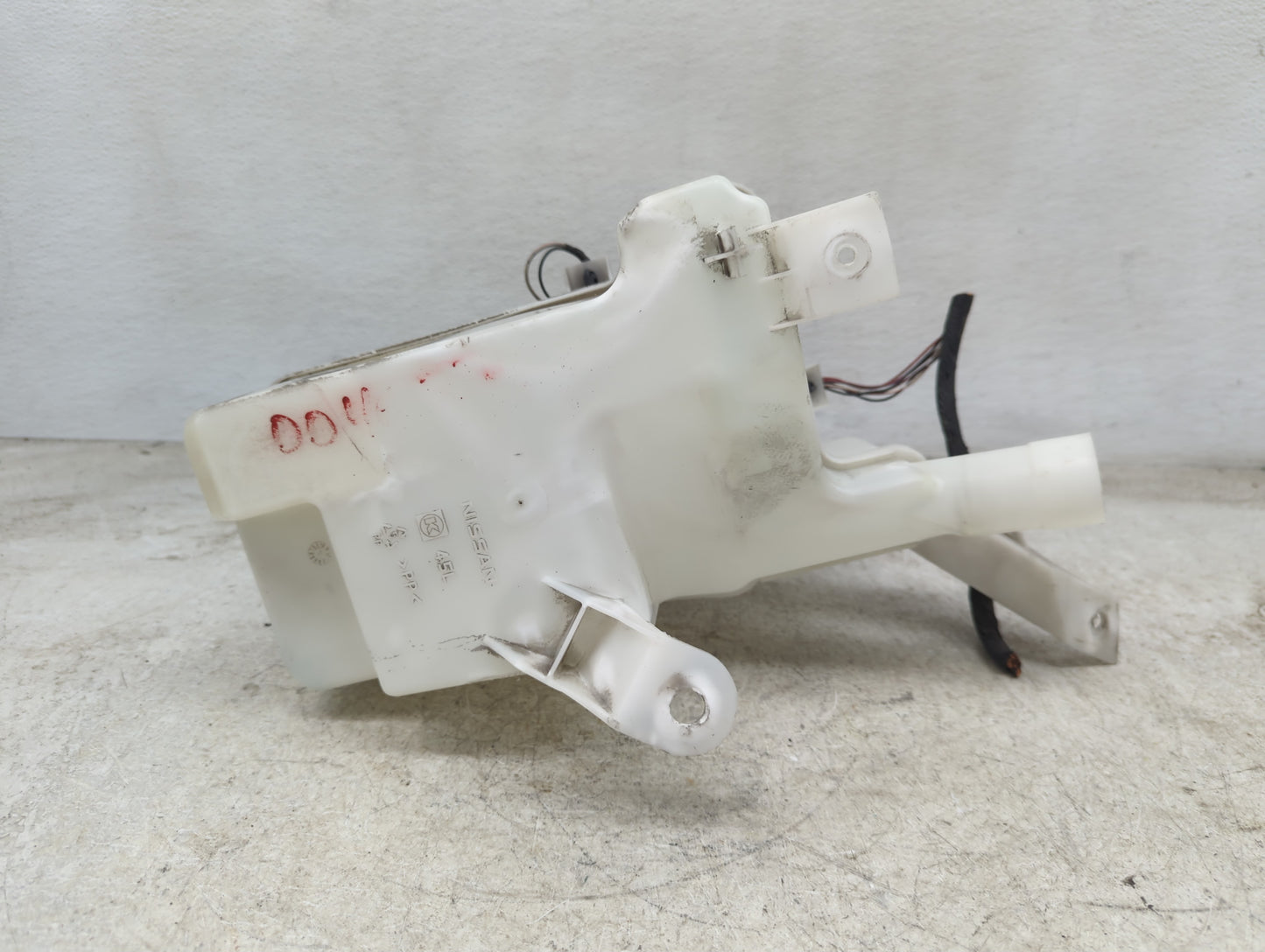 2007-2013 Nissan Altima Windshield Washer Fluid Reservoir Bottle Oem - Oemusedautoparts1.com