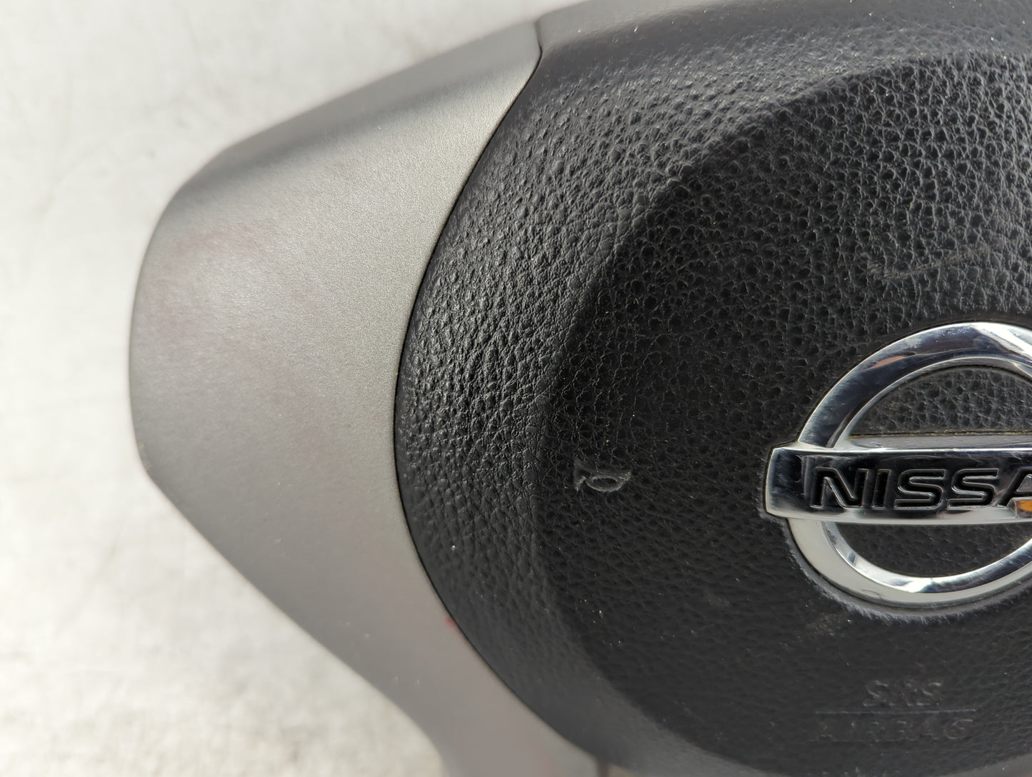 2010-2013 Nissan Altima Air Bag Driver Left Steering Wheel Mounted P/N:PMZXH11X240420 Fits Fits 2010 2011 2012 2013 OEM Used