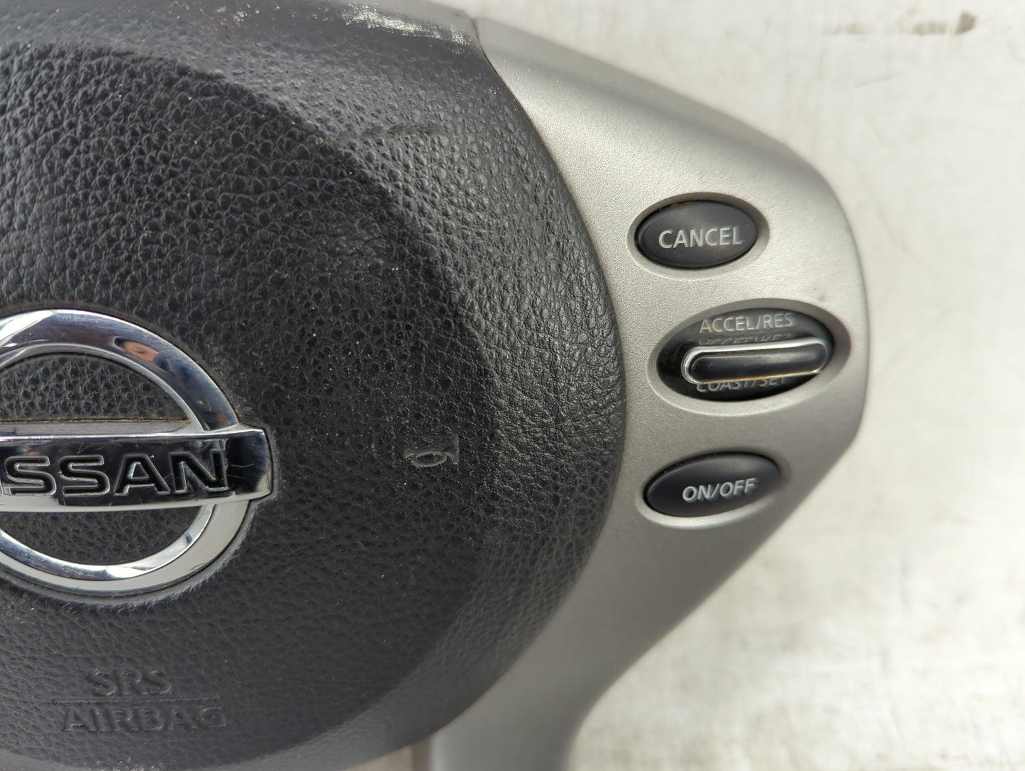 2010-2013 Nissan Altima Air Bag Driver Left Steering Wheel Mounted P/N:PMZXH11X240420 Fits Fits 2010 2011 2012 2013 OEM Used