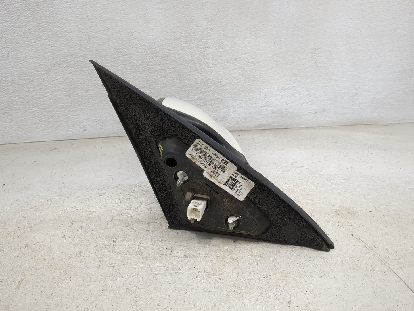 2007-2012 Nissan Altima Driver Side View Mirror - Left Door Mirror OEM Used - Oemusedautoparts1.com