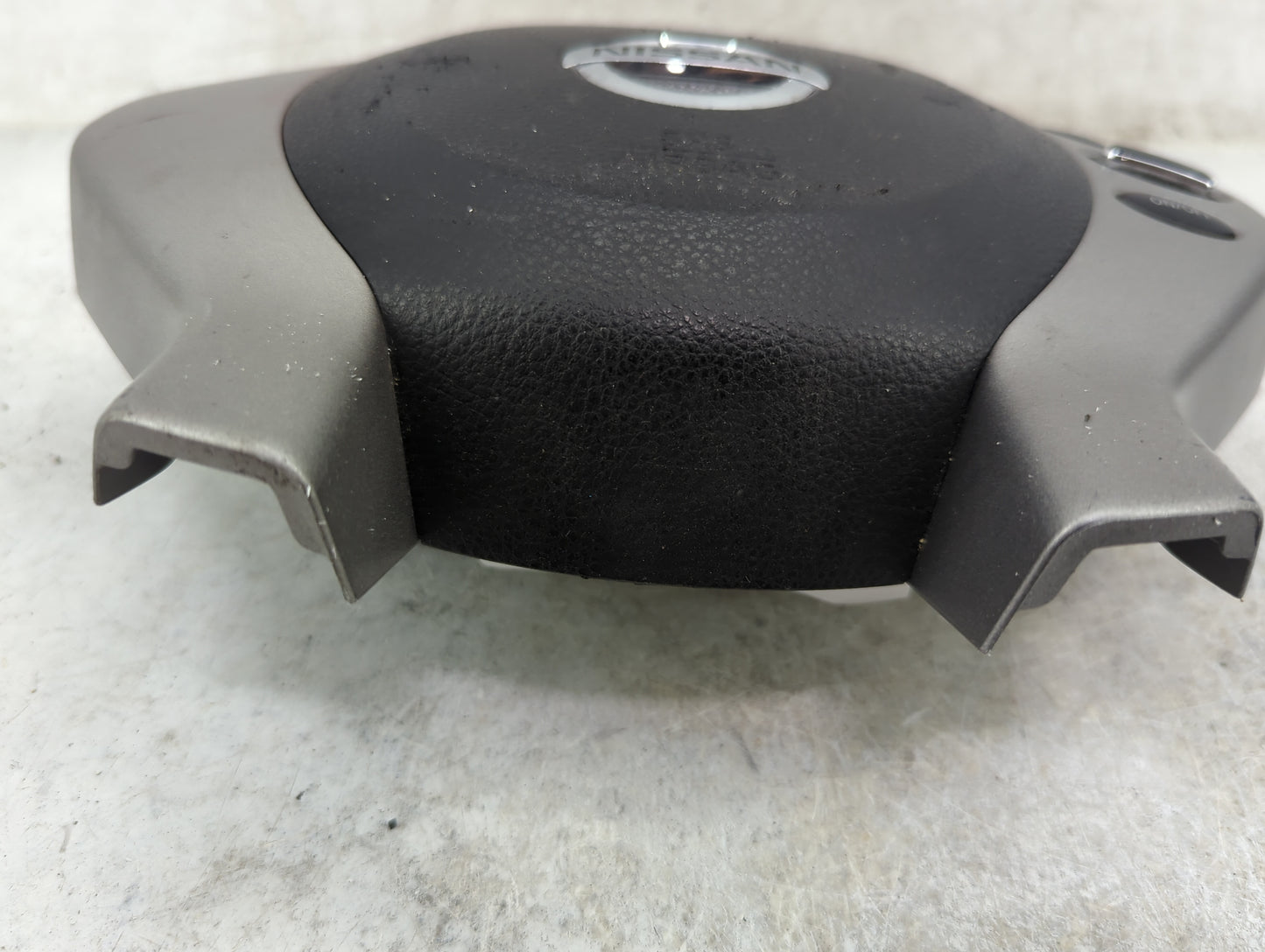 2010-2013 Nissan Altima Air Bag Driver Left Steering Wheel Mounted P/N:PMZXH122140150 Fits Fits 2010 2011 2012 2013 OEM Used