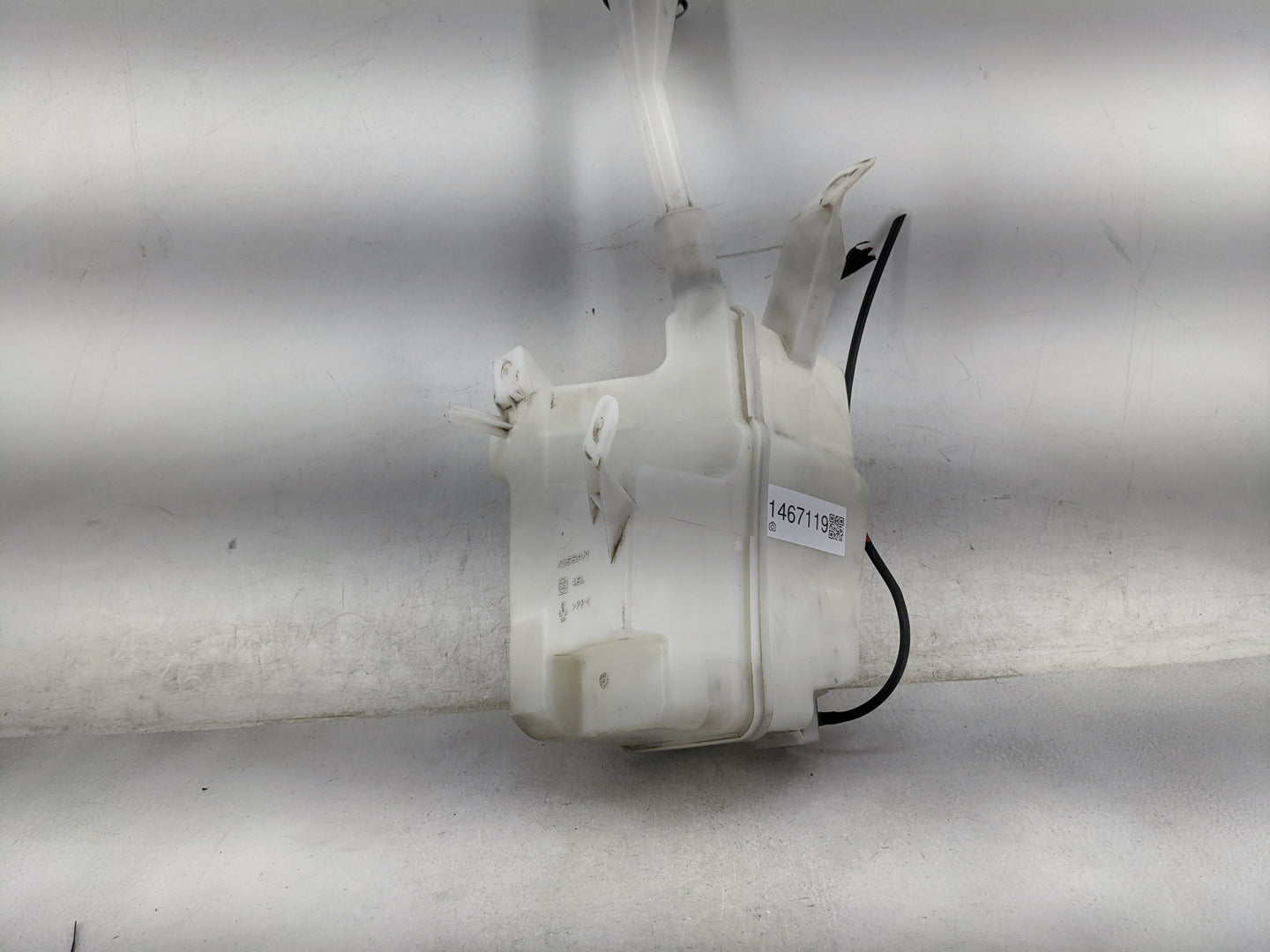 2007-2013 Nissan Altima Windshield Washer Fluid Reservoir Bottle Oem 1467119 - Oemusedautoparts1.com