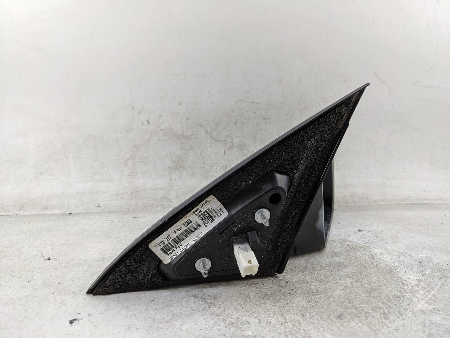 2007-2012 Nissan Altima Passenger Side View Mirror - Right Door Mirror OEM Used - Oemusedautoparts1.com