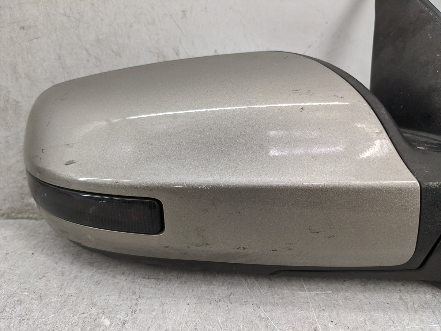 2010-2012 Nissan Altima Passenger Side View Mirror - Right Door Mirror OEM Used - Oemusedautoparts1.com