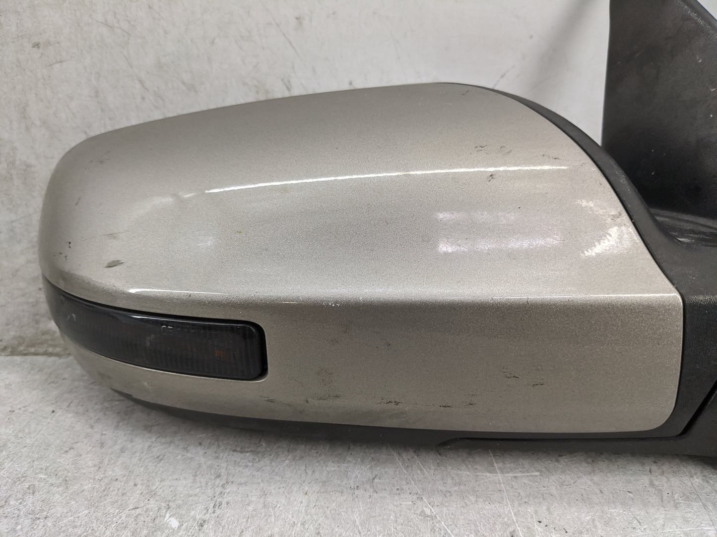 2010-2012 Nissan Altima Passenger Side View Mirror - Right Door Mirror OEM Used - Oemusedautoparts1.com