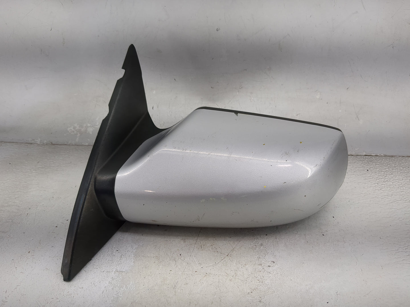 2007-2012 Nissan Altima Driver Side View Mirror - Left Door Mirror OEM Used - Oemusedautoparts1.com