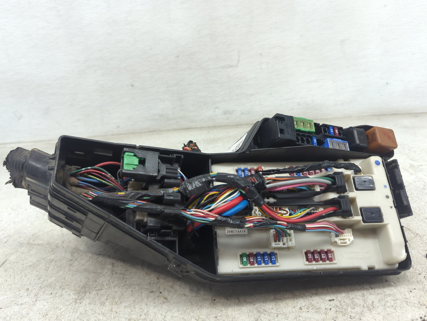 2011-2013 Nissan Altima Fusebox Fuse Box Panel Relay Module P/N:284B71AA1A Fits Fits 2011 2012 2013 OEM Used Auto Parts - Oe
