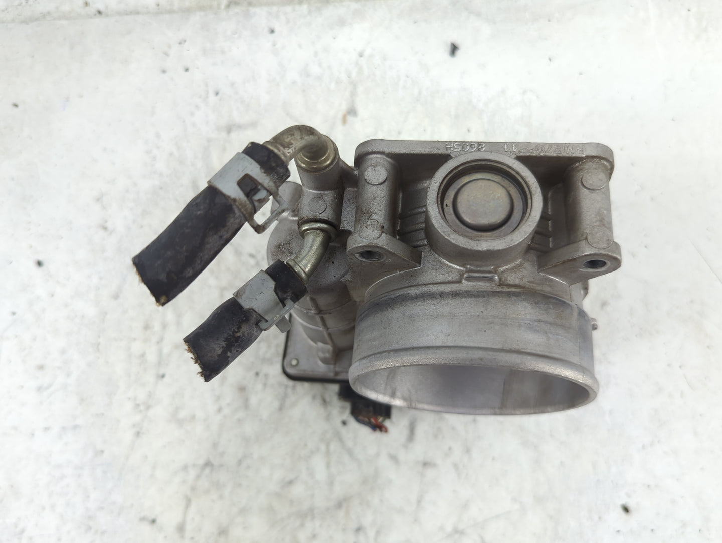 2007-2013 Nissan Altima Throttle Body P/N:SERA 526-01 Fits Fits 2007 2008 2009 2010 2011 2012 2013 OEM Used Auto Parts - Oem