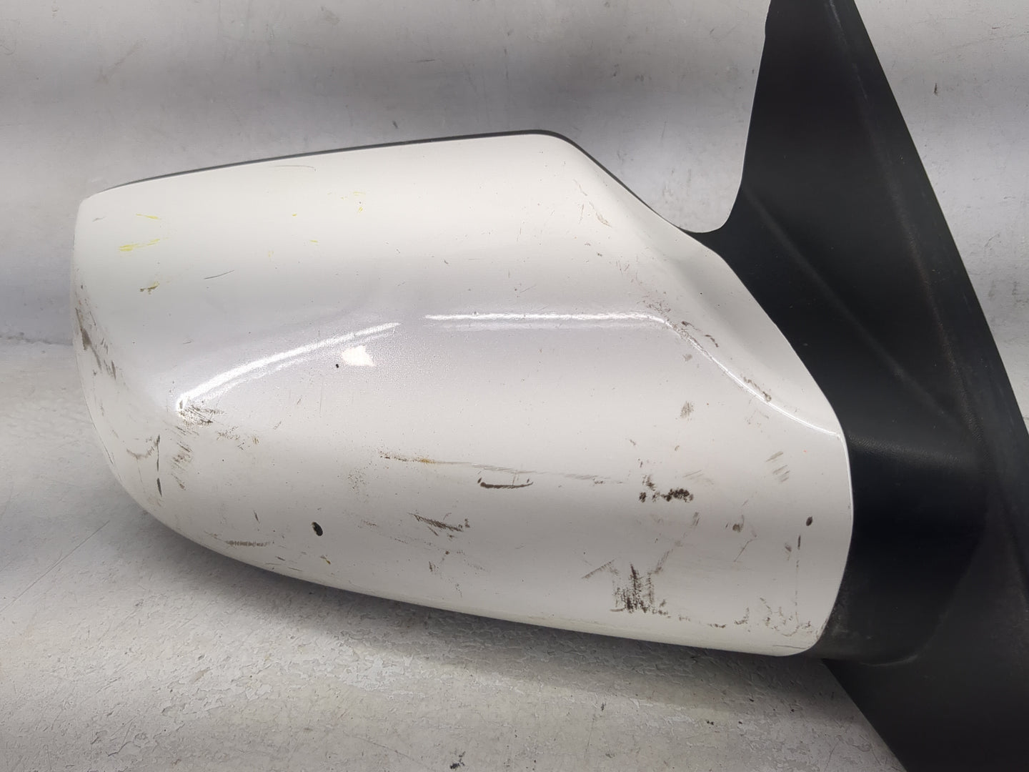 2007-2012 Nissan Altima Passenger Side View Mirror - Right Door Mirror OEM Used - Oemusedautoparts1.com