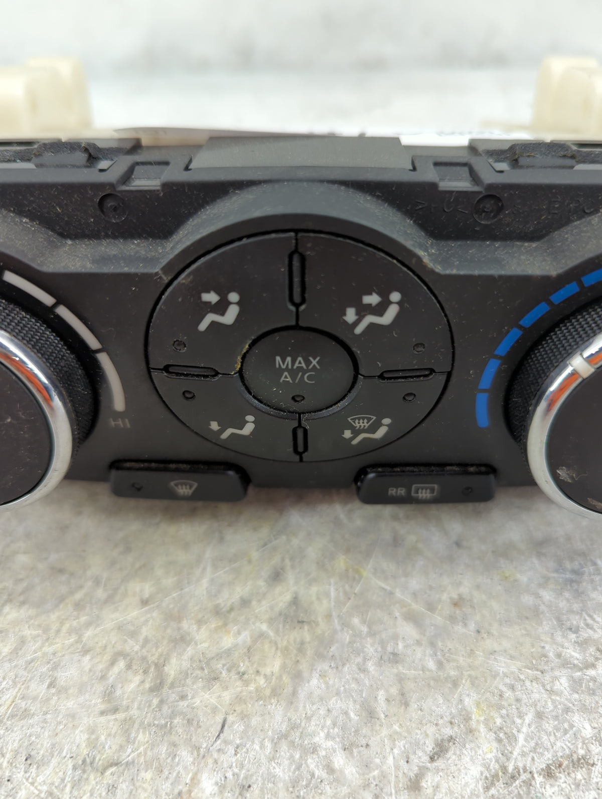 2010-2013 Nissan Altima Climate Control Module Temperature AC/Heater Replacement P/N:27510ZX00A 7972100R20 Fits OEM Used Aut