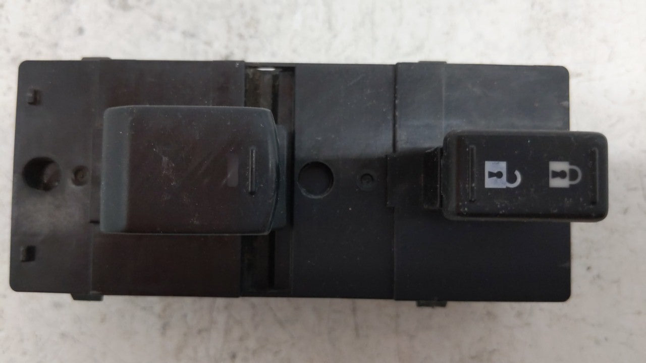2012 Nissan Altima Passeneger Right Power Window Switch - Oemusedautoparts1.com