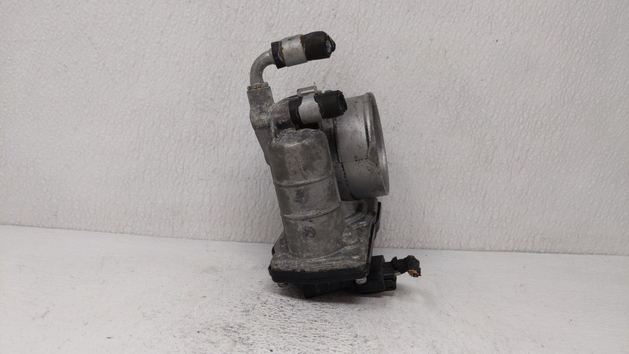 2007-2013 Nissan Altima Throttle Body P/N:RME60-15 Fits Fits 2007 2008 2009 2010 2011 2012 2013 OEM Used Auto Parts - Oemuse