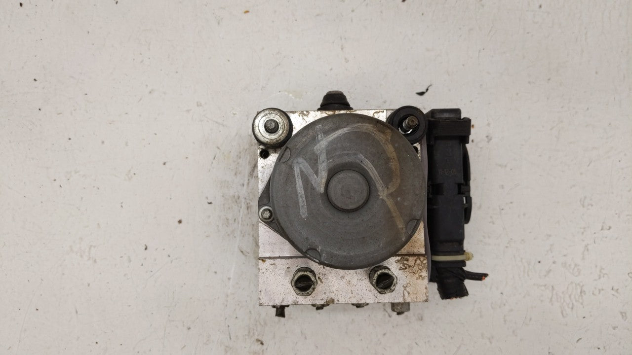 2011-2012 Nissan Altima ABS Pump Control Module Replacement P/N:47660 ZX65A 47660 ZX60A Fits Fits 2011 2012 OEM Used Auto Pa