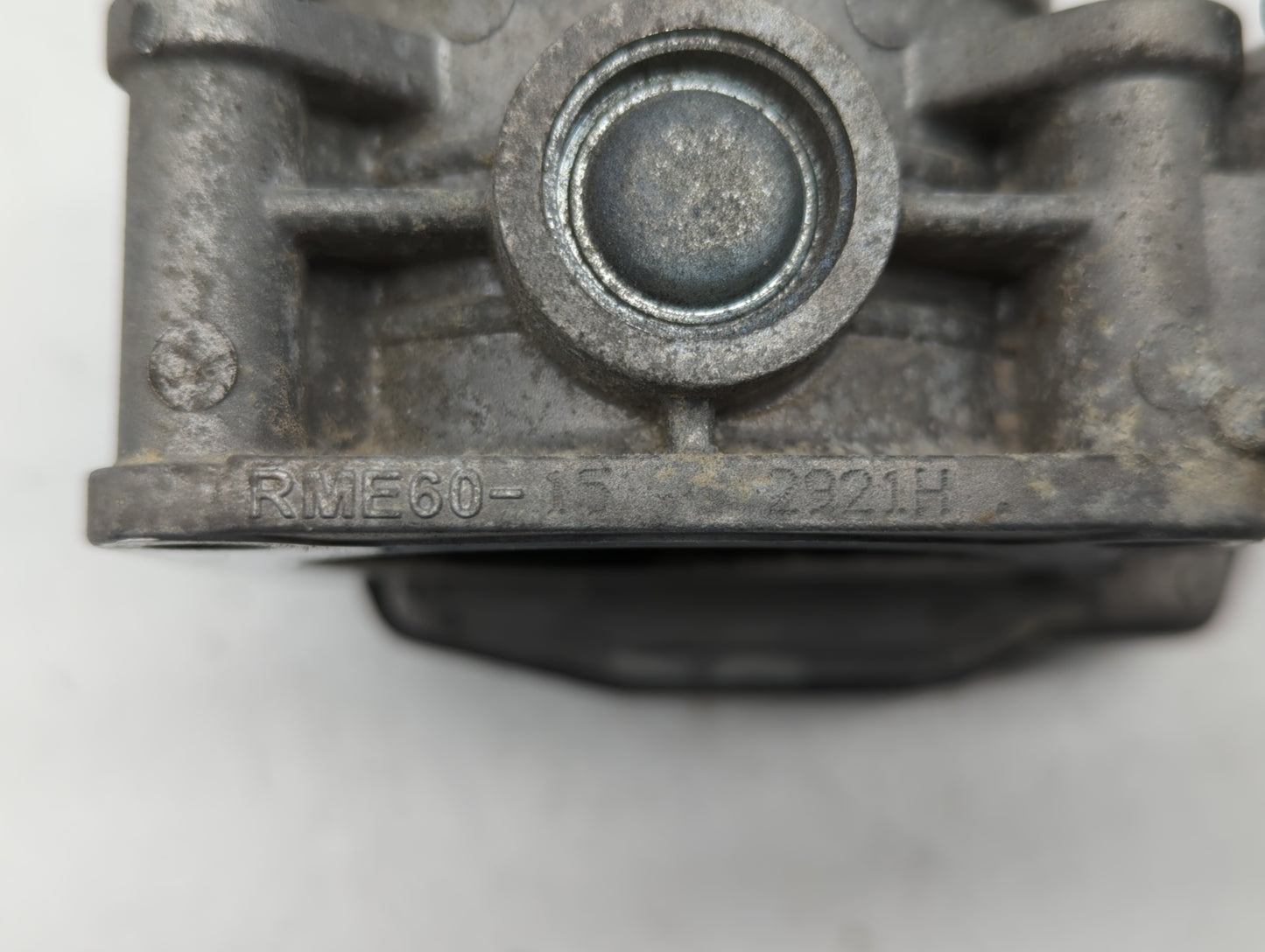 2007-2013 Nissan Altima Throttle Body P/N:RME60-15 Fits Fits 2007 2008 2009 2010 2011 2012 2013 OEM Used Auto Parts - Oemuse