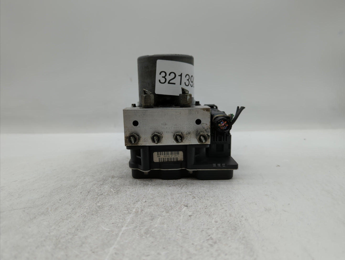 2011-2012 Nissan Altima ABS Pump Control Module Replacement P/N:47660 JA30A 47660 ZX60A Fits Fits 2011 2012 OEM Used Auto Pa