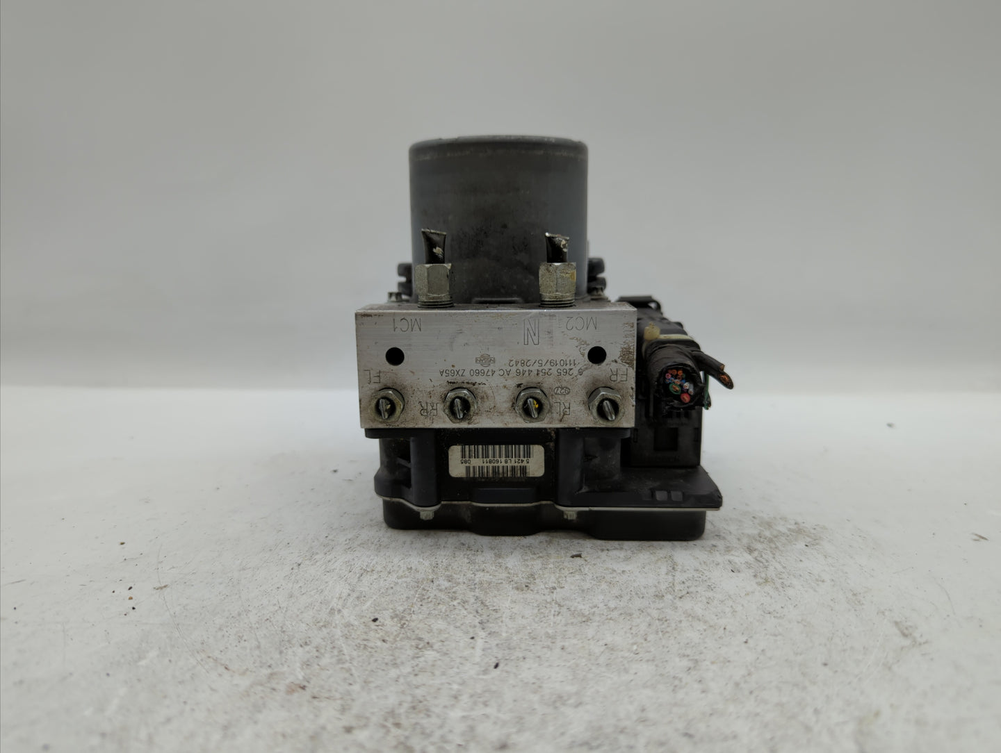 2011-2012 Nissan Altima ABS Pump Control Module Replacement P/N:47660 JA30A 47660 ZX60A Fits Fits 2011 2012 OEM Used Auto Pa