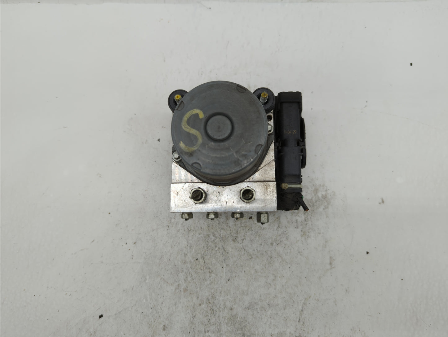 2011-2012 Nissan Altima ABS Pump Control Module Replacement P/N:47660 JA30A 47660 ZX60A Fits Fits 2011 2012 OEM Used Auto Pa