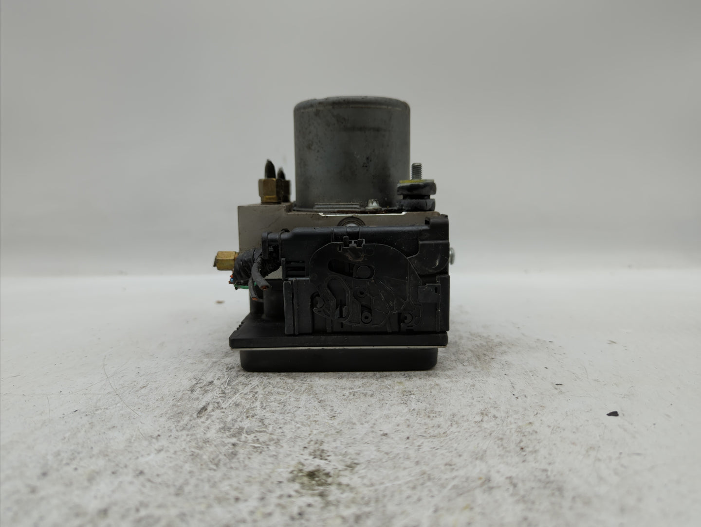 2011-2012 Nissan Altima ABS Pump Control Module Replacement P/N:47660 ZX65A 47660 JA30A, 47660 ZX60A Fits Fits 2011 2012 OEM