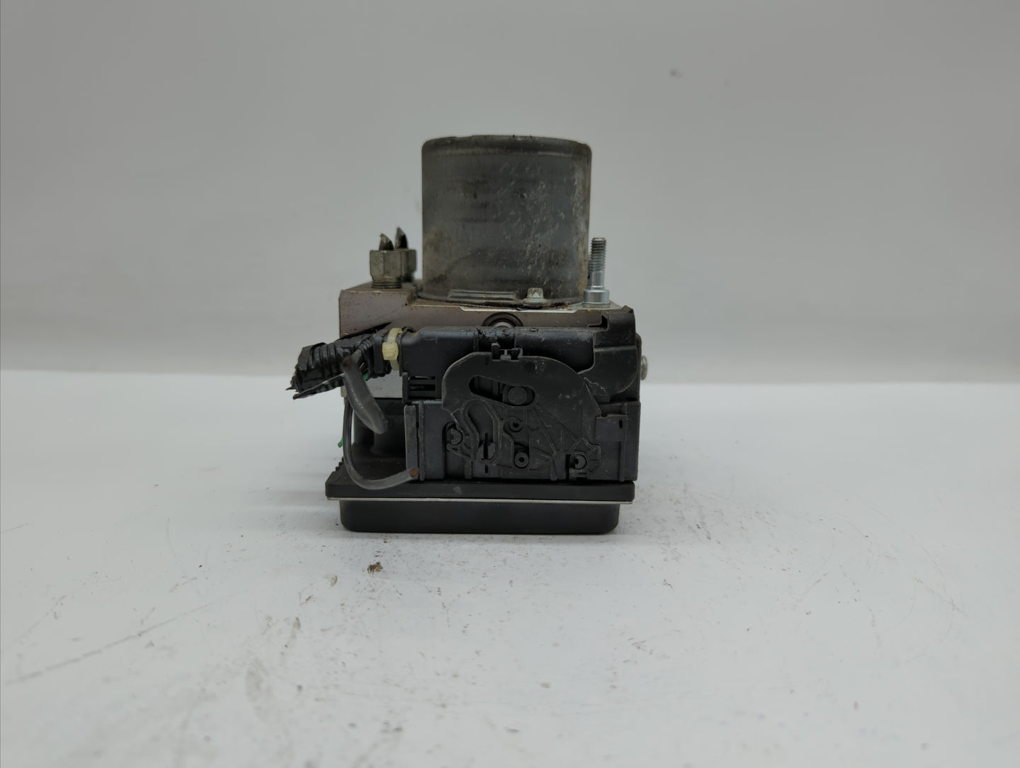 2011-2012 Nissan Altima ABS Pump Control Module Replacement P/N:47660 ZX65A 47660 JA30A, 47660 ZX60A Fits Fits 2011 2012 OEM