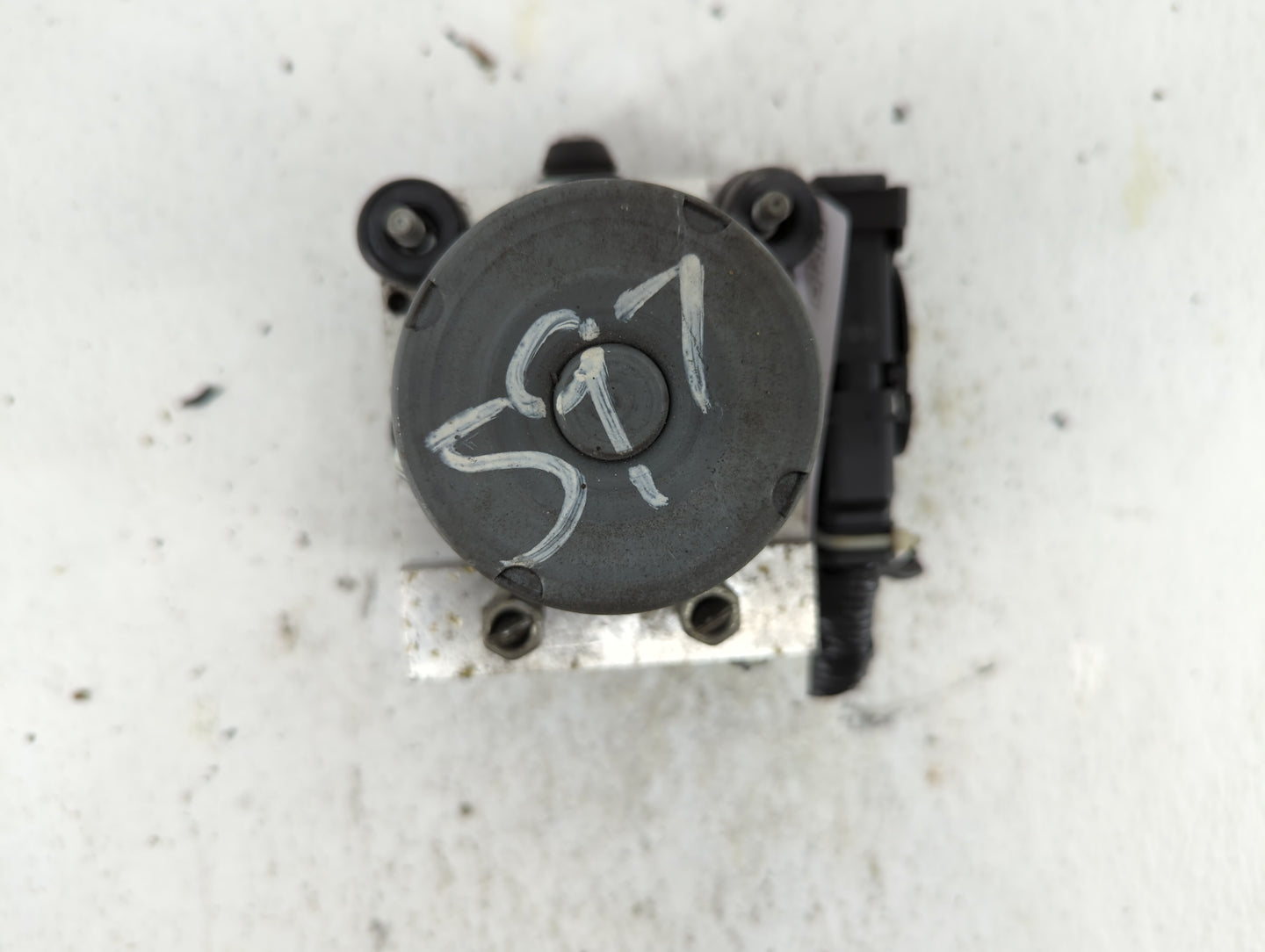 2011-2012 Nissan Altima ABS Pump Control Module Replacement P/N:265 251 446 AB 47660 ZX65A, 47660 JA30A Fits Fits 2011 2012 