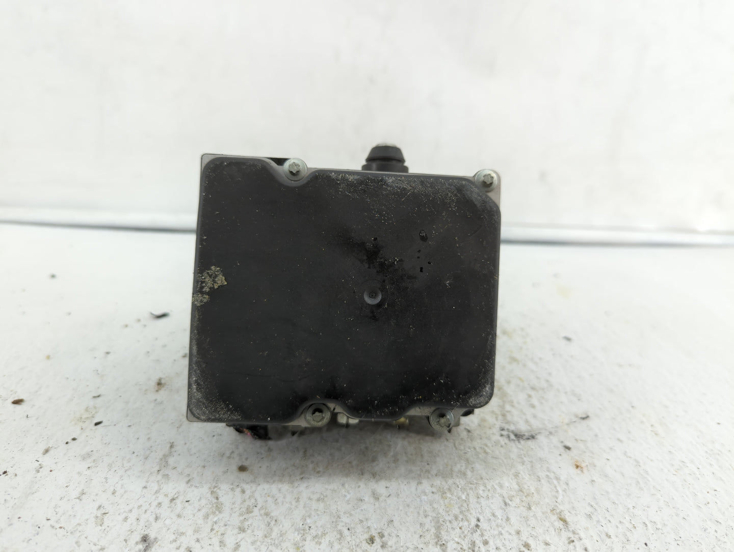 2011-2012 Nissan Altima ABS Pump Control Module Replacement P/N:265 251 446 AB 47660 ZX65A, 47660 JA30A Fits Fits 2011 2012 