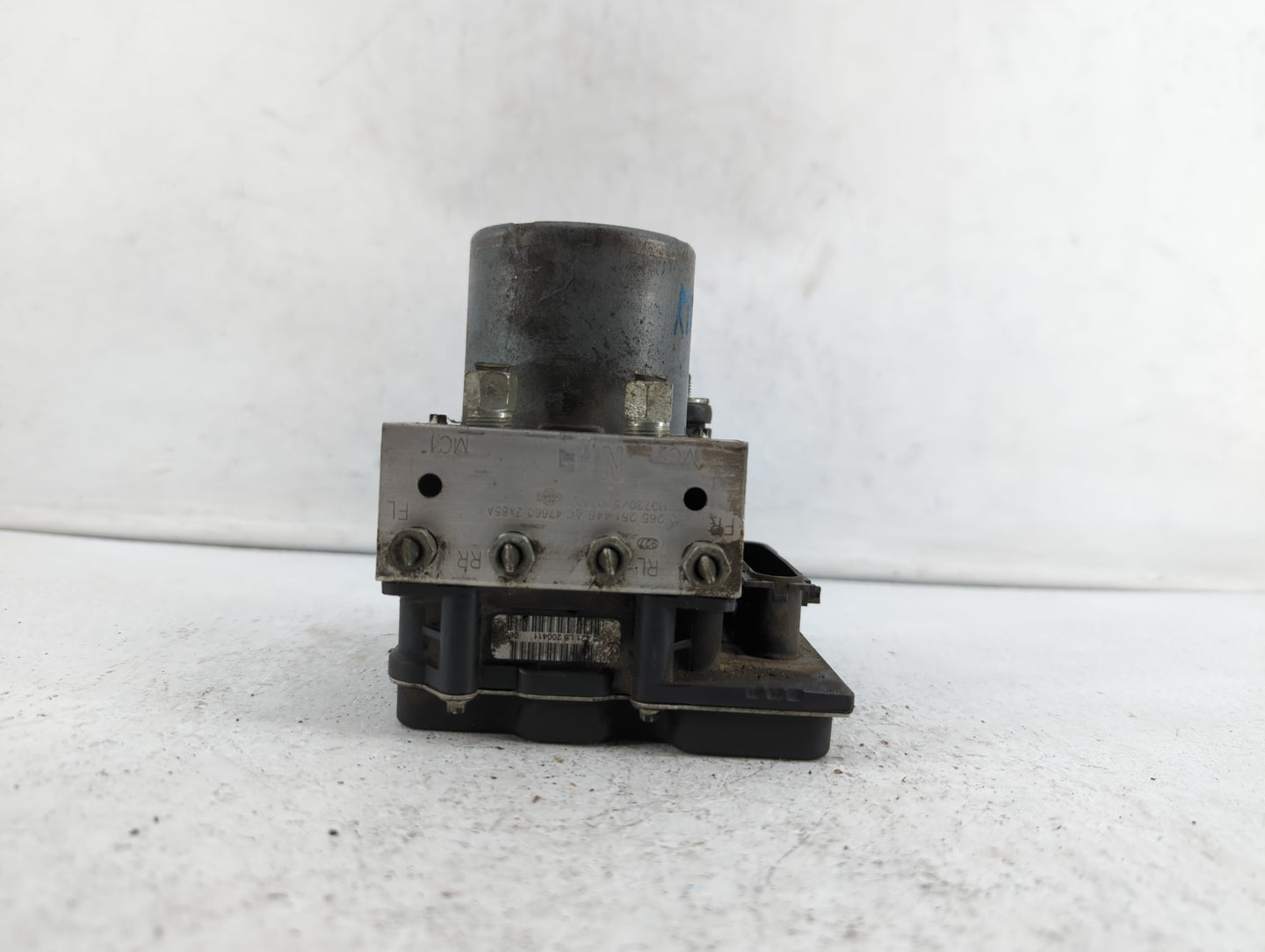 2011-2012 Nissan Altima ABS Pump Control Module Replacement P/N:265 251 446 AB 47660 ZX65A, 47660 JA30A Fits Fits 2011 2012 
