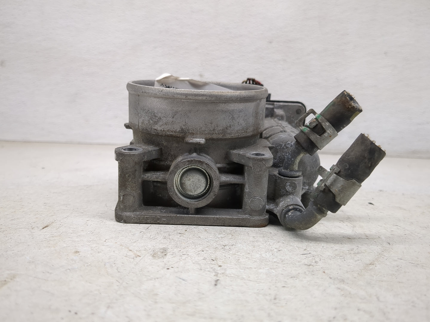 2007-2014 Nissan Altima Throttle Body P/N:SERA526-01 Fits Fits 2007 2008 2009 2010 2011 2012 2013 2014 OEM Used Auto Parts -
