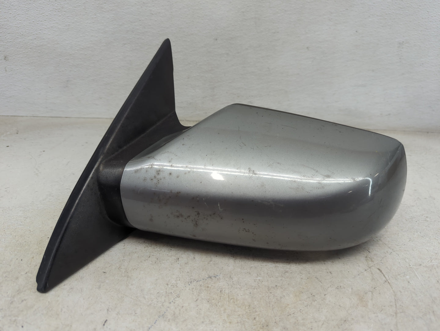 2007-2012 Nissan Altima Driver Side View Mirror - Left Door Mirror OEM Used - Oemusedautoparts1.com