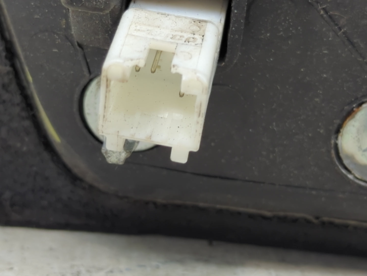 2007-2012 Nissan Altima Driver Side View Mirror - Left Door Mirror OEM Used - Oemusedautoparts1.com