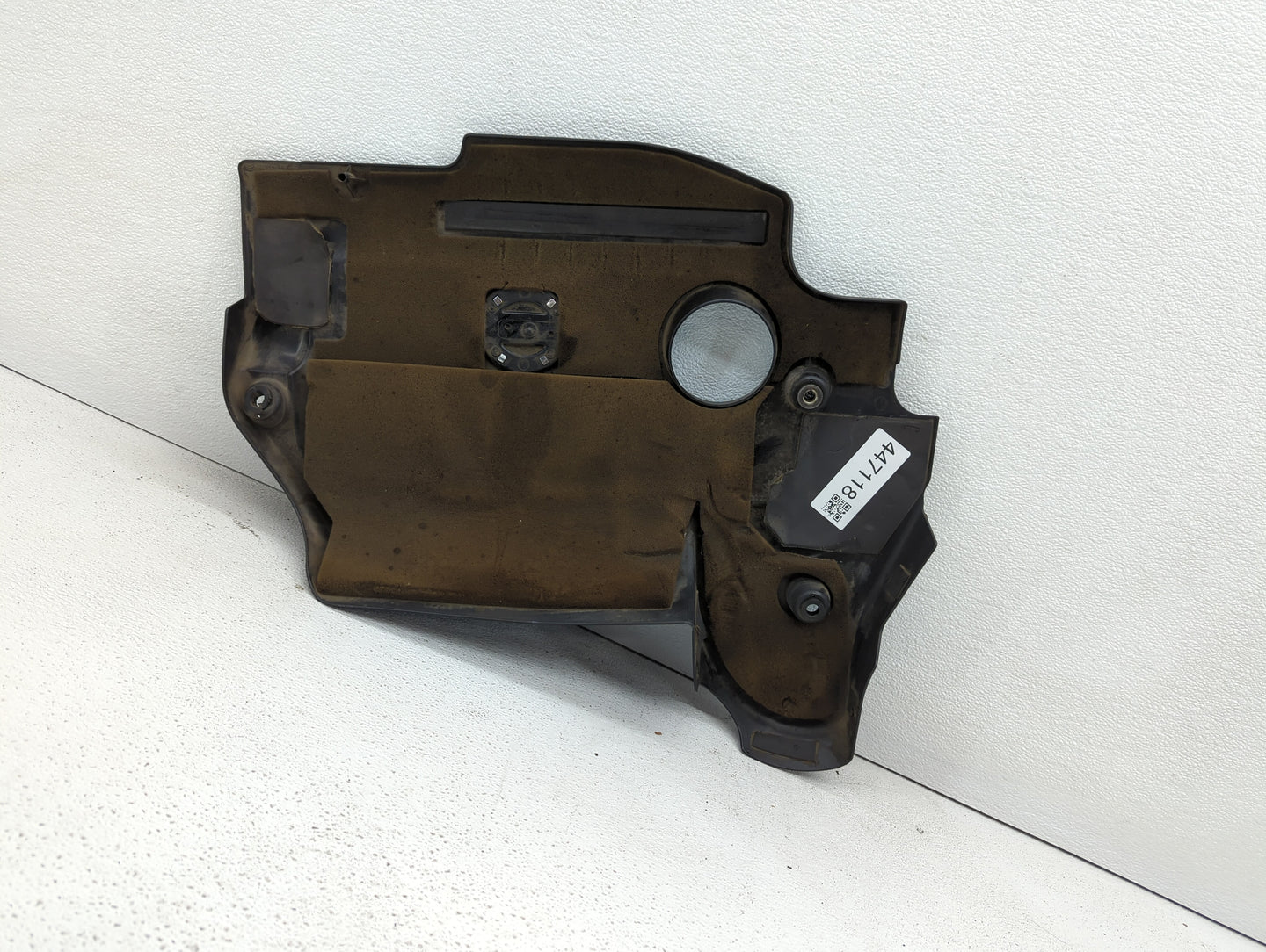 2012 Nissan Altima Engine Cover - Oemusedautoparts1.com
