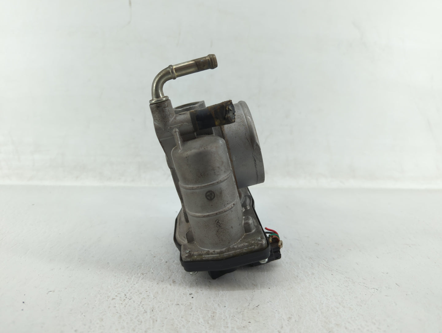 2007-2013 Nissan Altima Throttle Body P/N:RME60-16 RME60-15 Fits Fits 2007 2008 2009 2010 2011 2012 2013 OEM Used Auto Parts