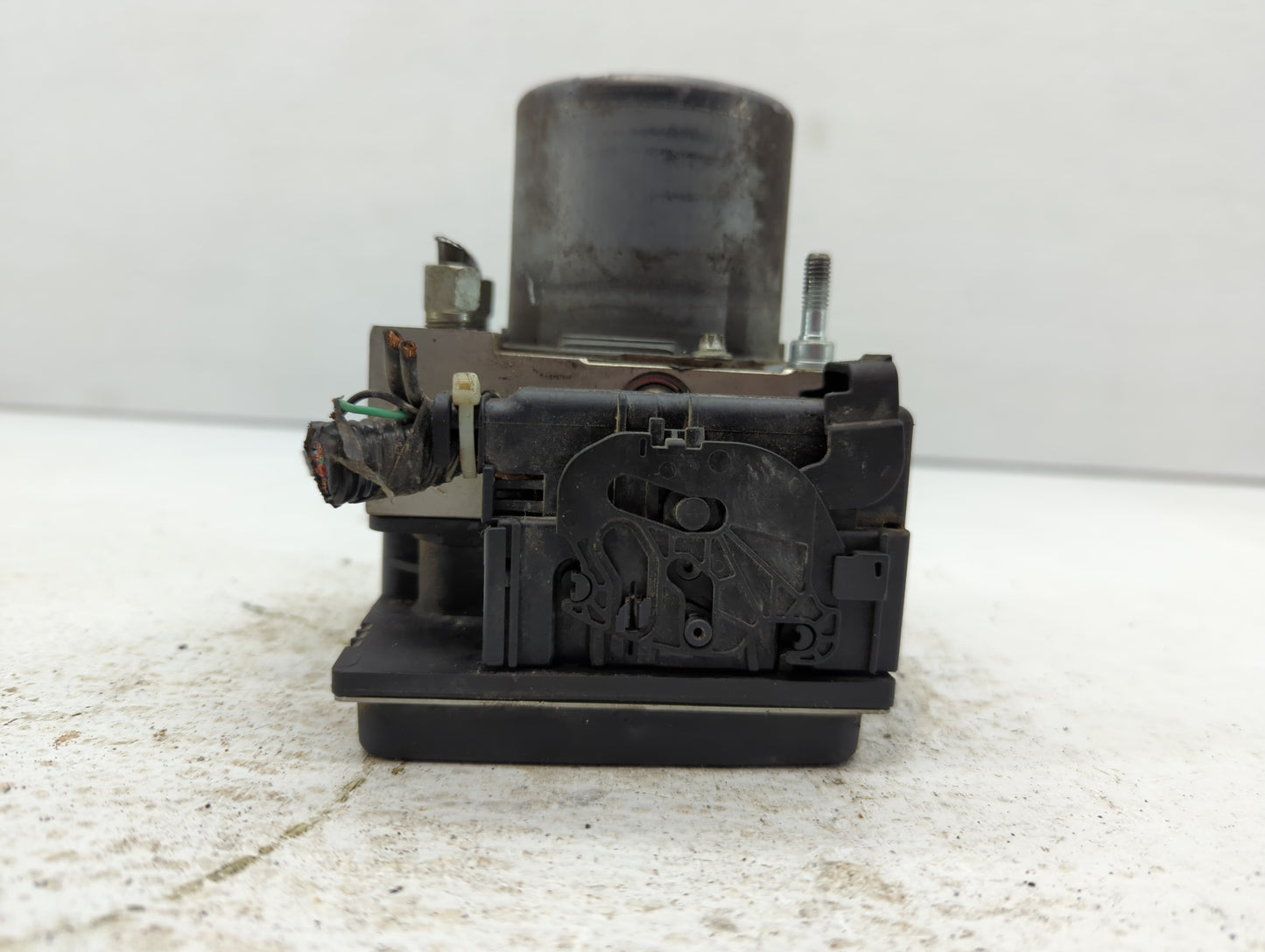 2011-2012 Nissan Altima ABS Pump Control Module Replacement P/N:47660 ZX65A Fits Fits 2011 2012 OEM Used Auto Parts - Oemuse