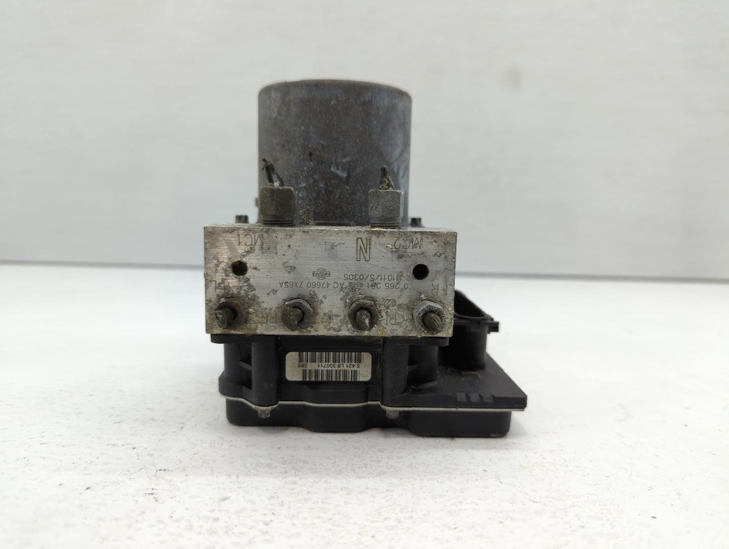 2011-2012 Nissan Altima ABS Pump Control Module Replacement P/N:47660 ZX65A Fits Fits 2011 2012 OEM Used Auto Parts - Oemuse