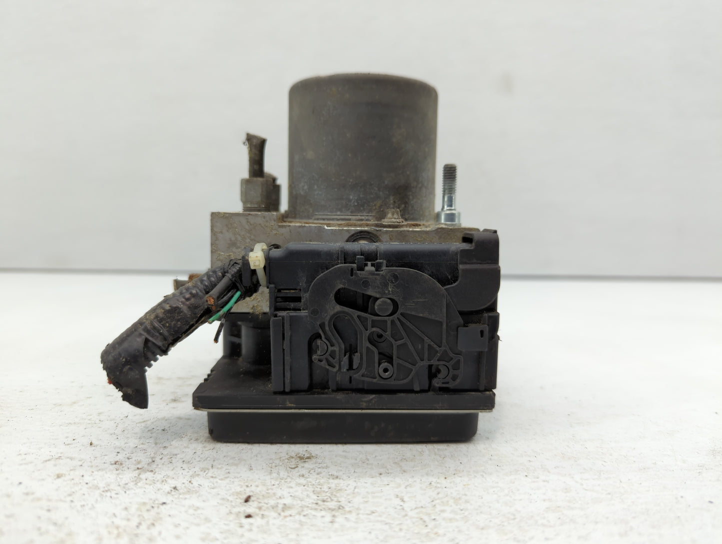 2011-2012 Nissan Altima ABS Pump Control Module Replacement P/N:47630 ZX6LA Fits Fits 2011 2012 OEM Used Auto Parts - Oemuse