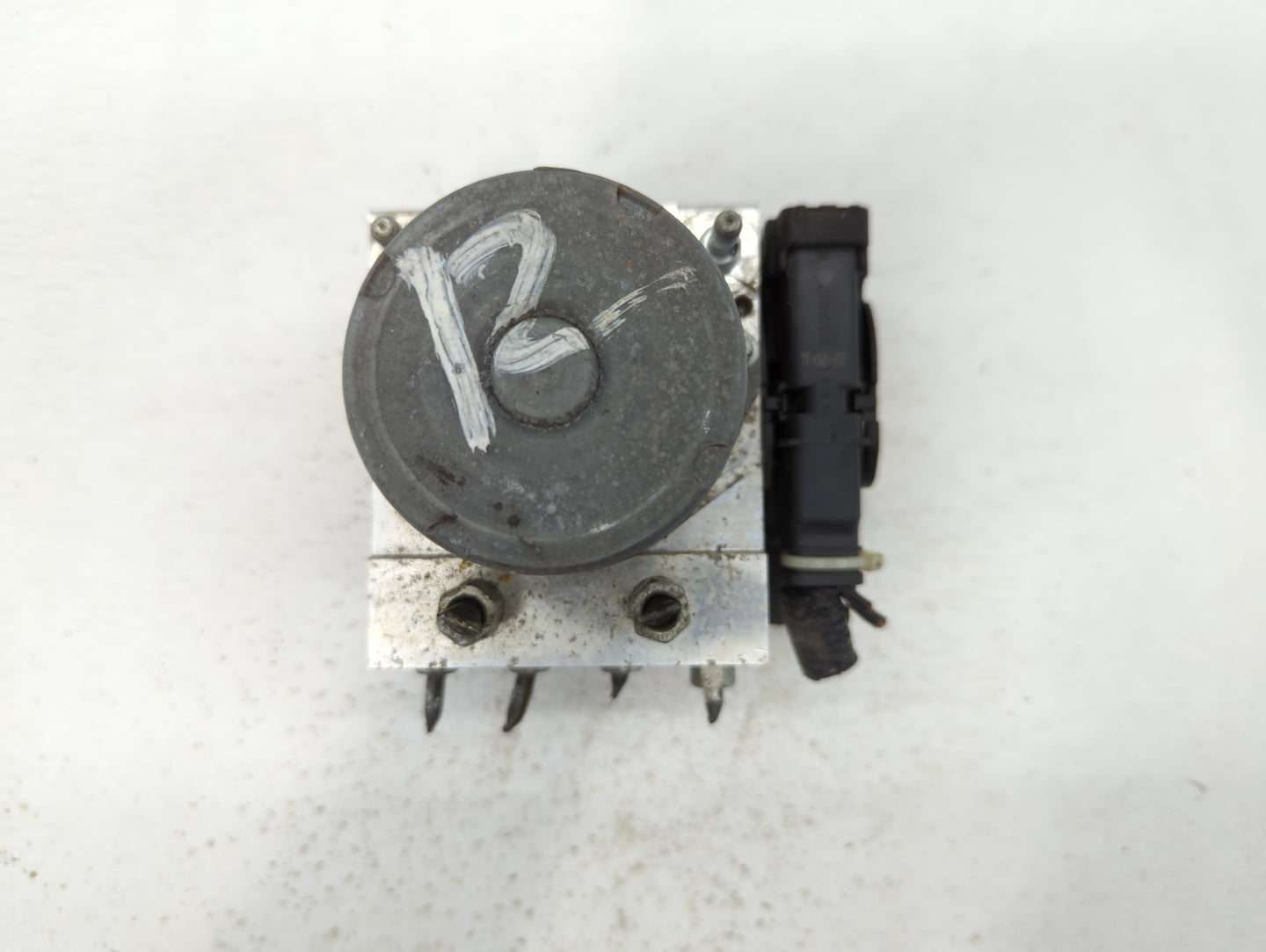 2011-2012 Nissan Altima ABS Pump Control Module Replacement P/N:47660 ZX65A Fits Fits 2011 2012 OEM Used Auto Parts - Oemuse